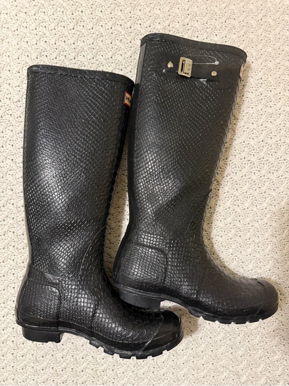 Hunter limited edition RARE carnaby boa snakeskin embossed textured tall boots 8